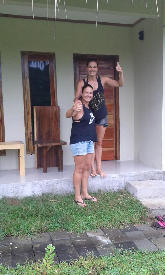 Village Corner Homestay Kuta  Екстер'єр фото