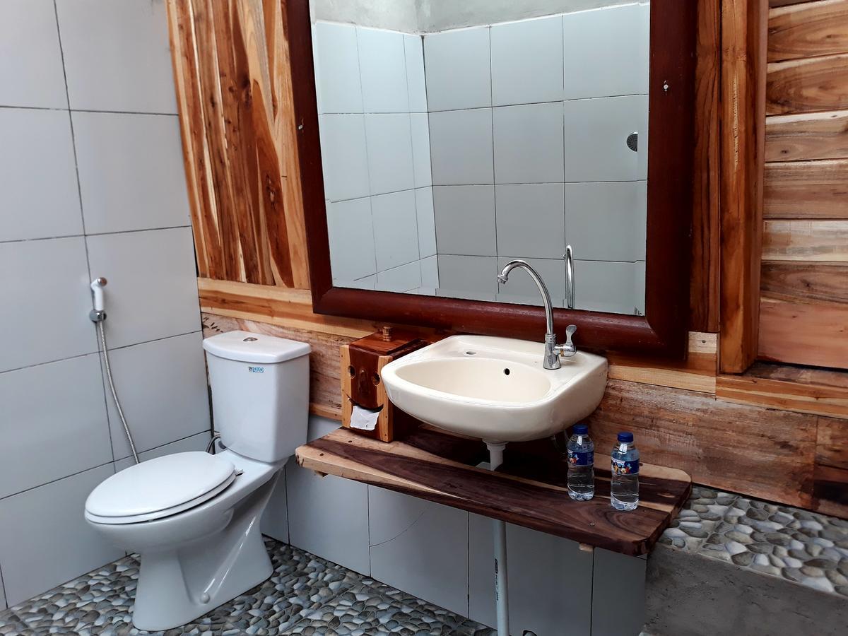Village Corner Homestay Kuta  Екстер'єр фото